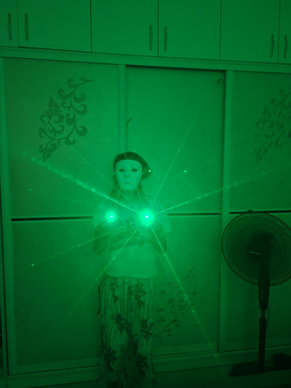 Yeşil Lazer Eldiven Lazer Flas - Led Gloves Music incelemesi ve fiyatı